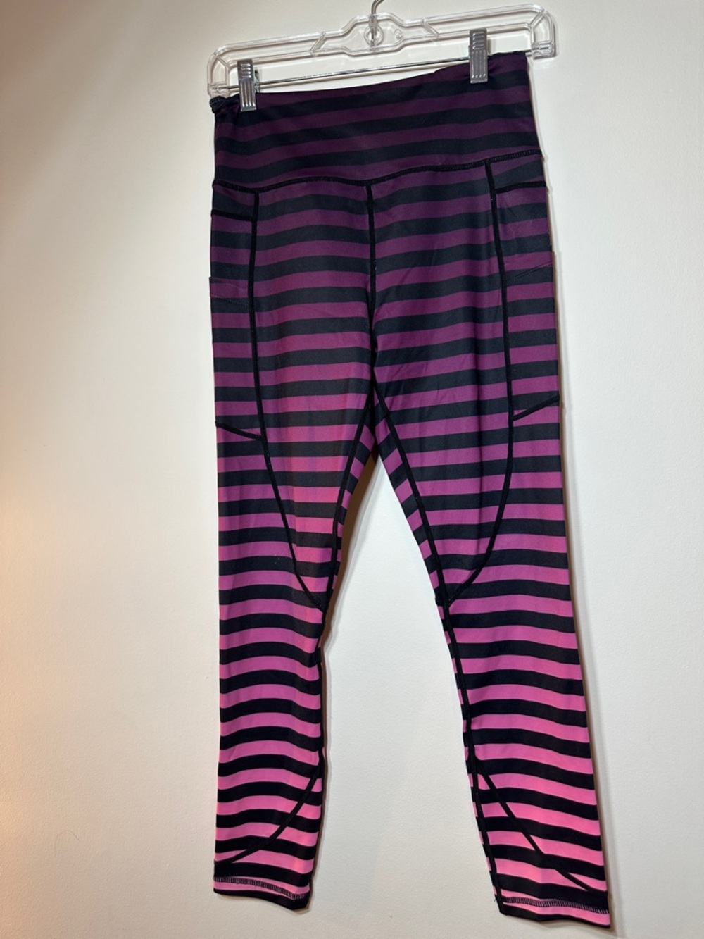 ZYIA Purple Ombre Stripe Pocket Light n Tight Hi-Rise 7/8
24"